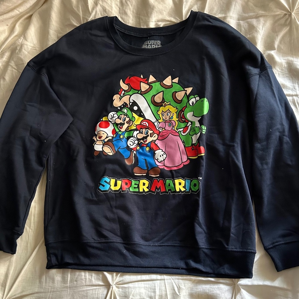 Soft Super Mario Crew Neck | Worn Once | Size Medium